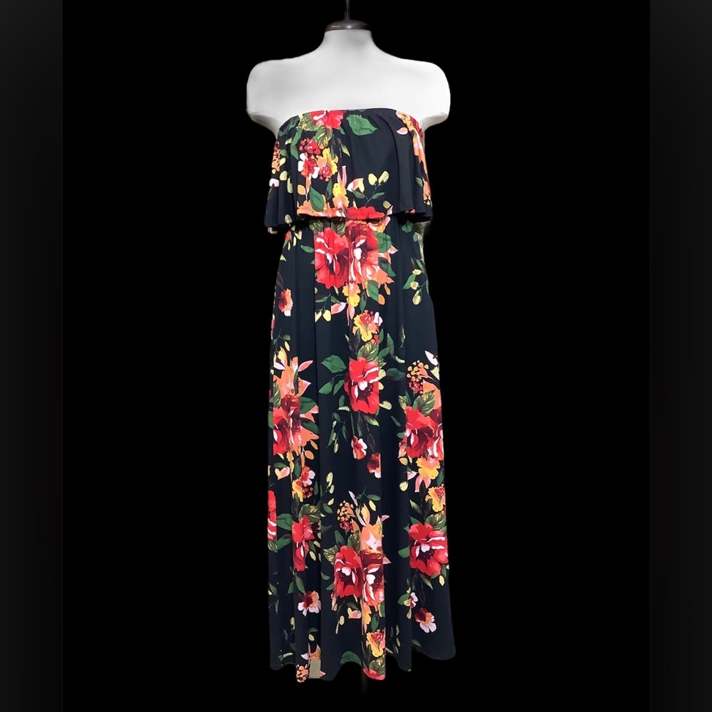 Elegant Floral Strapless Dress